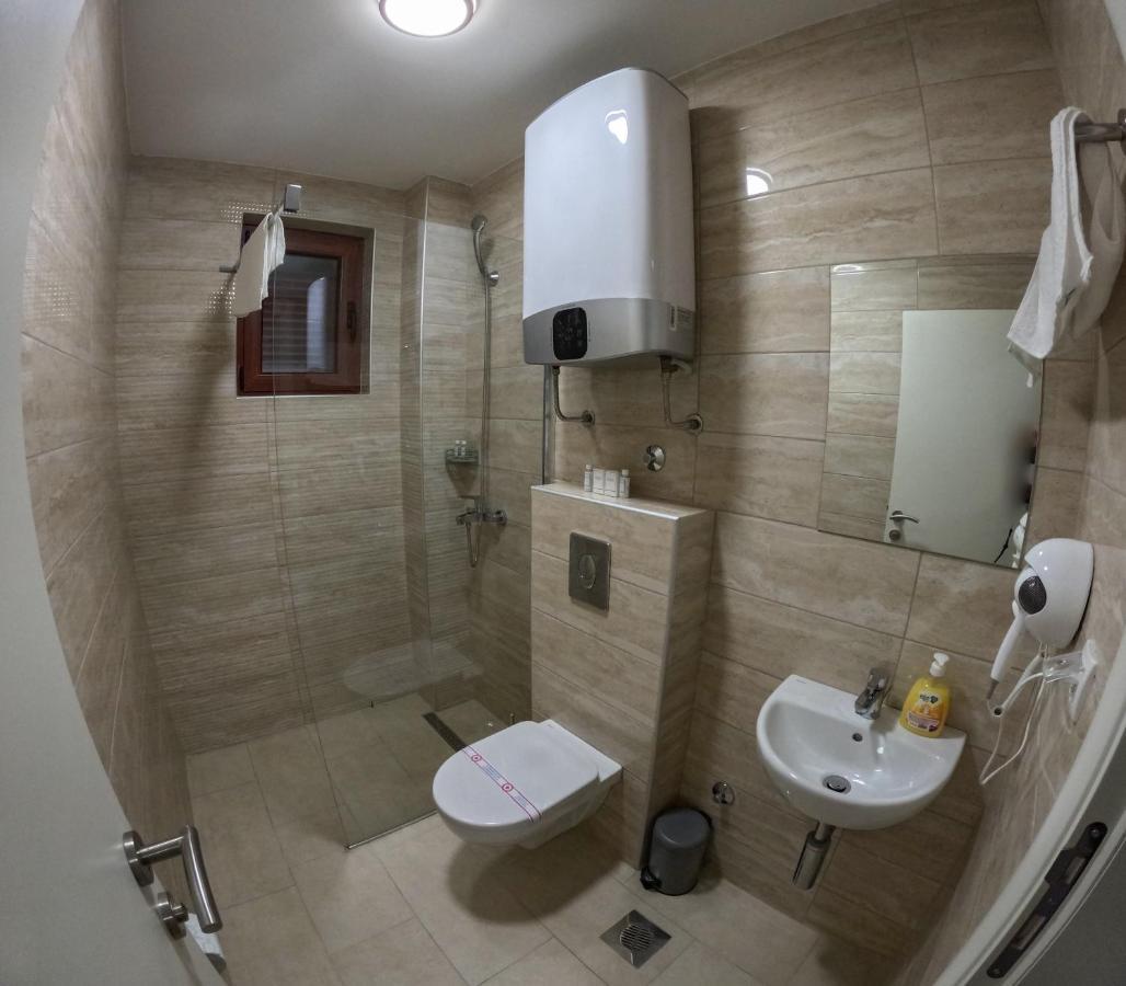 Motel Zeta Lux Mitrovici  Luaran gambar