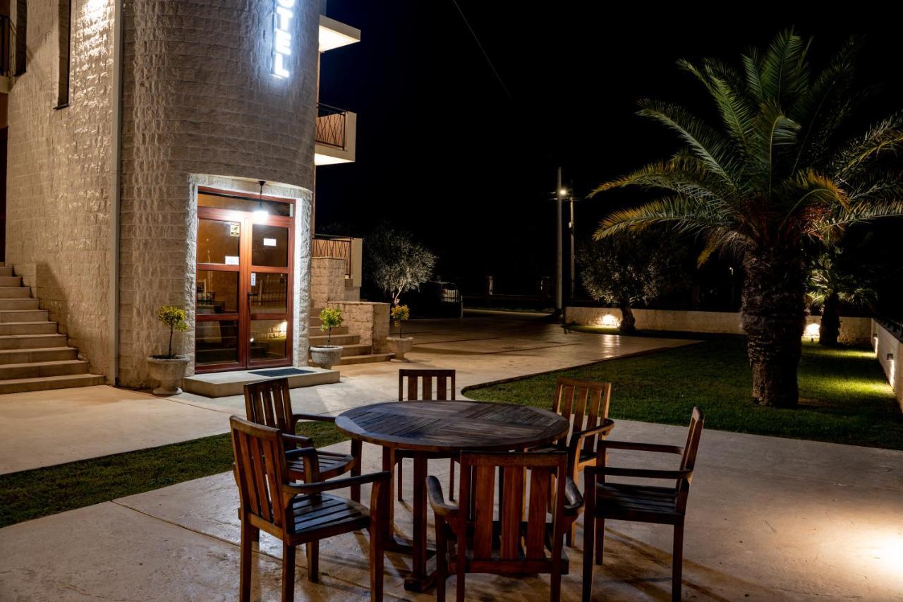 Motel Zeta Lux Mitrovici  Luaran gambar