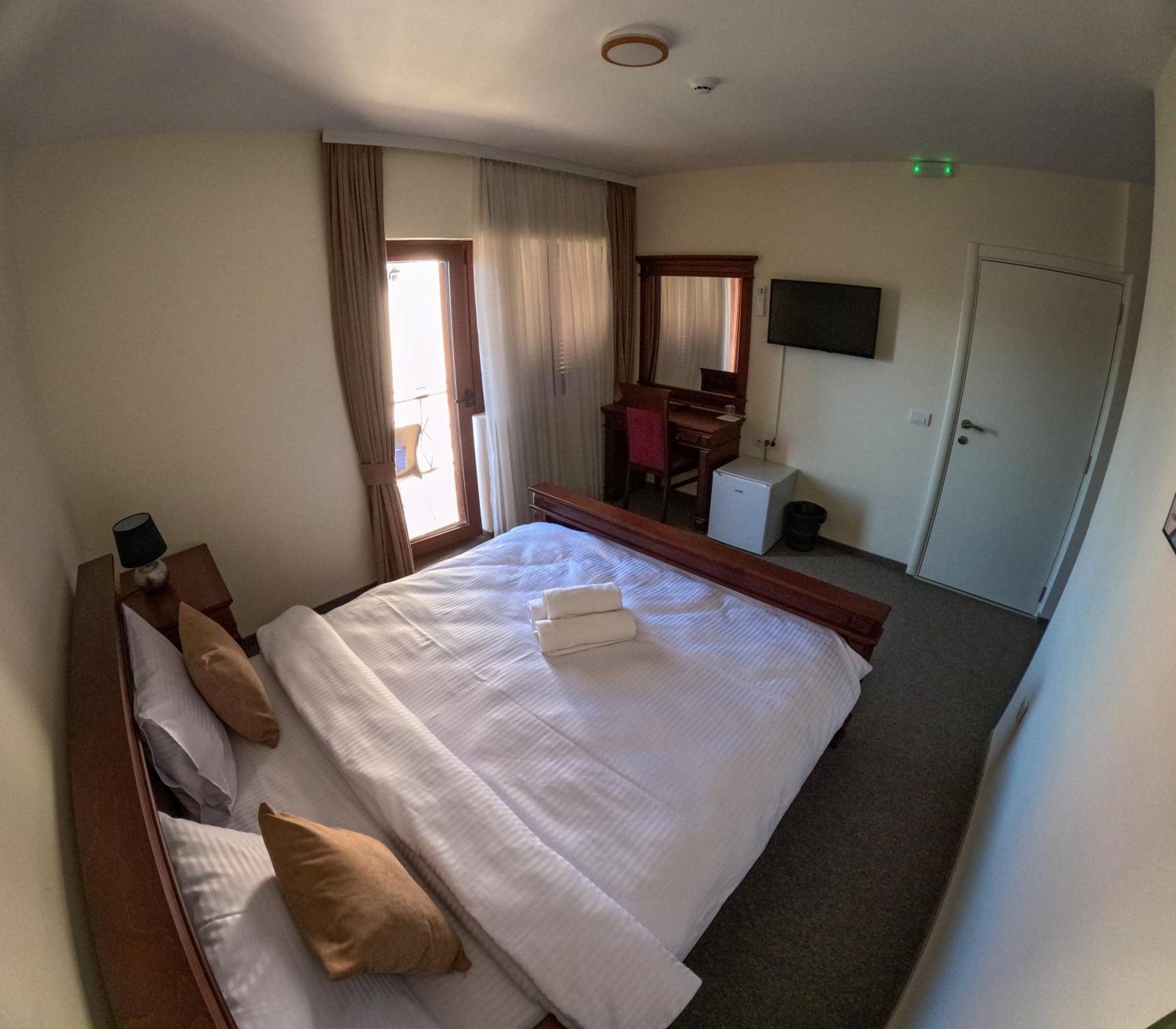 Motel Zeta Lux Mitrovici  Luaran gambar