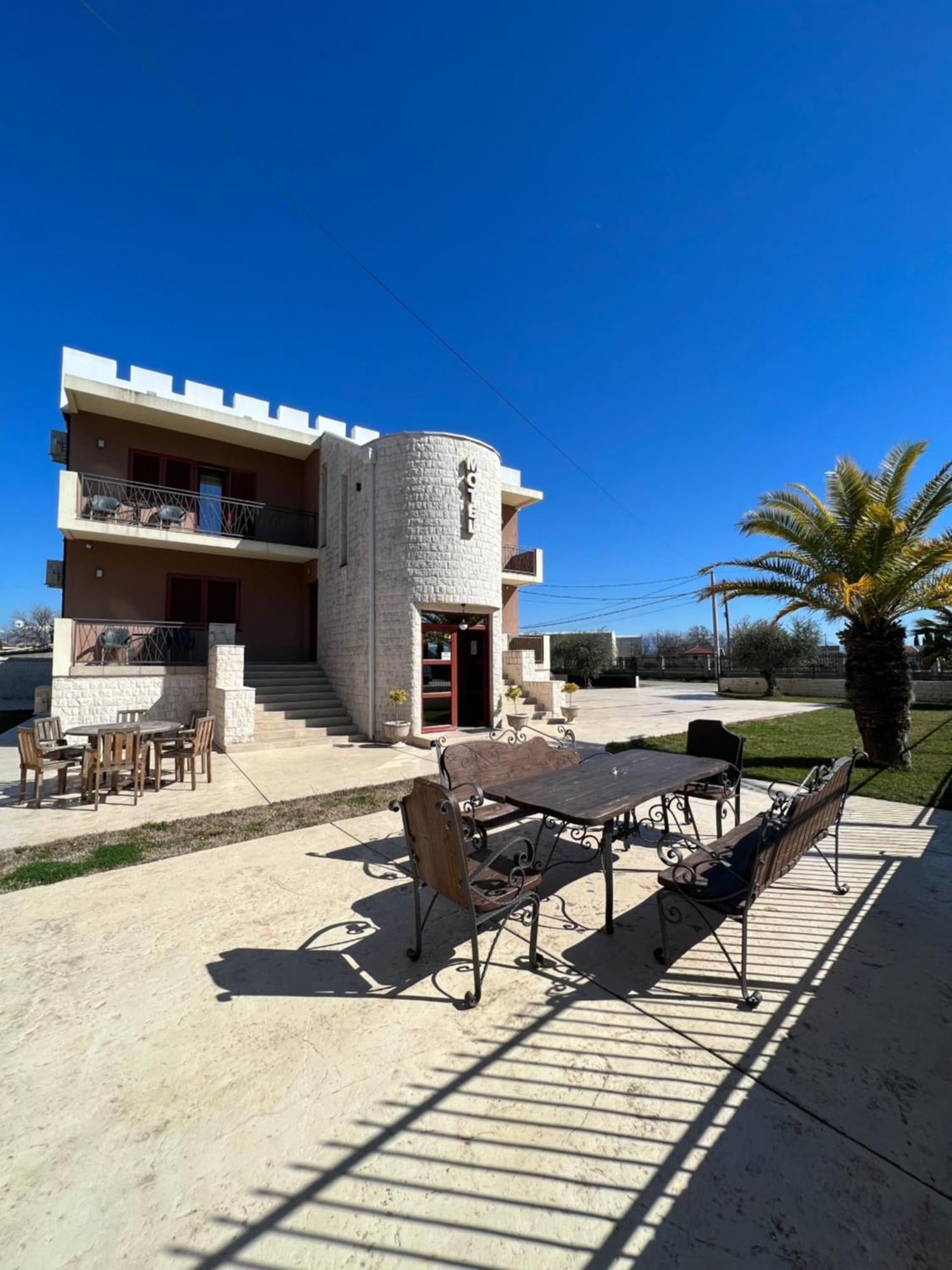 Motel Zeta Lux Mitrovici  Luaran gambar