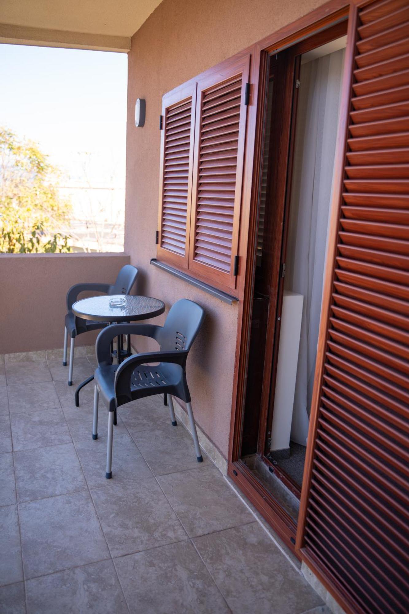 Motel Zeta Lux Mitrovici  Luaran gambar