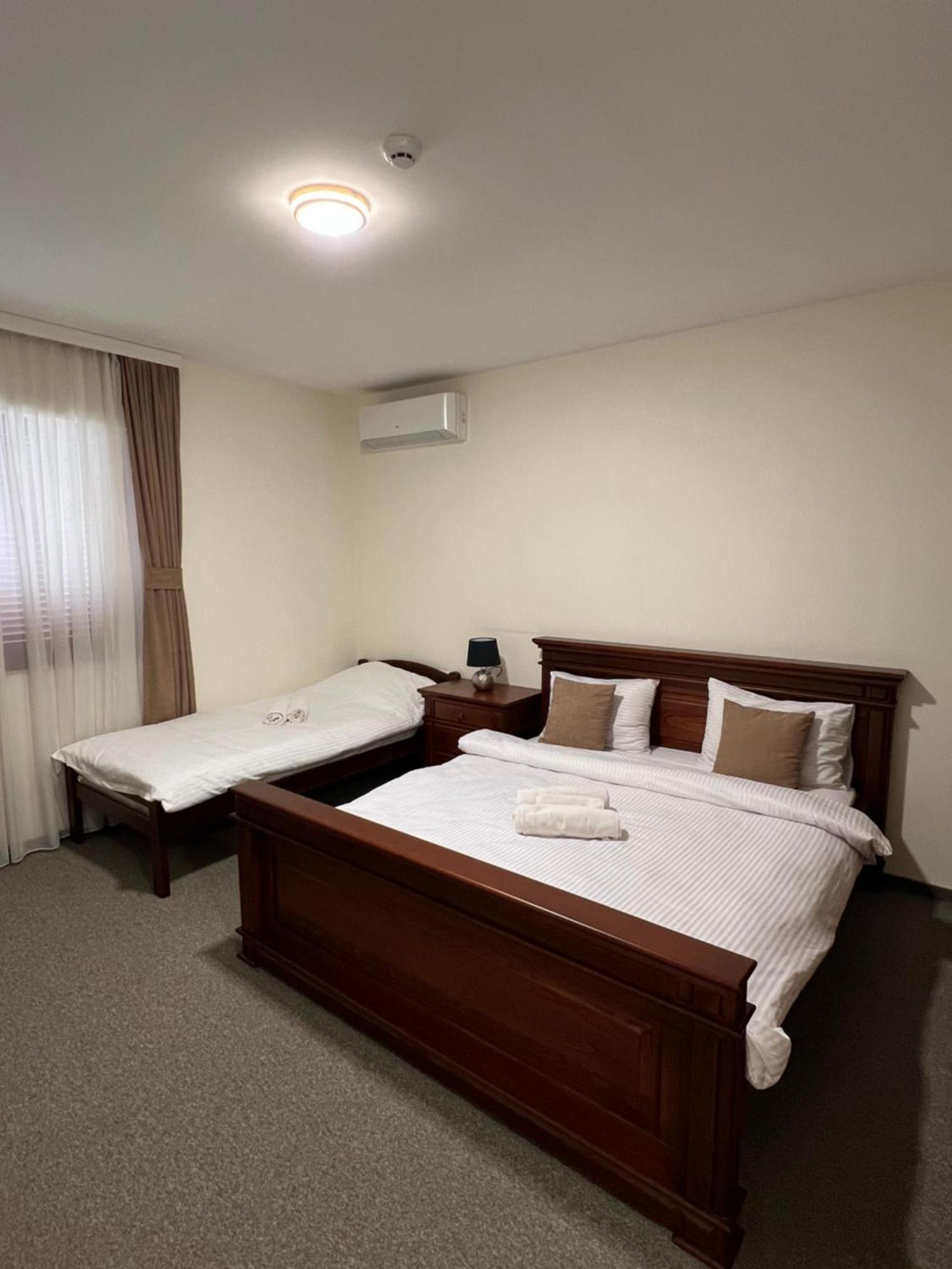 Motel Zeta Lux Mitrovici  Luaran gambar