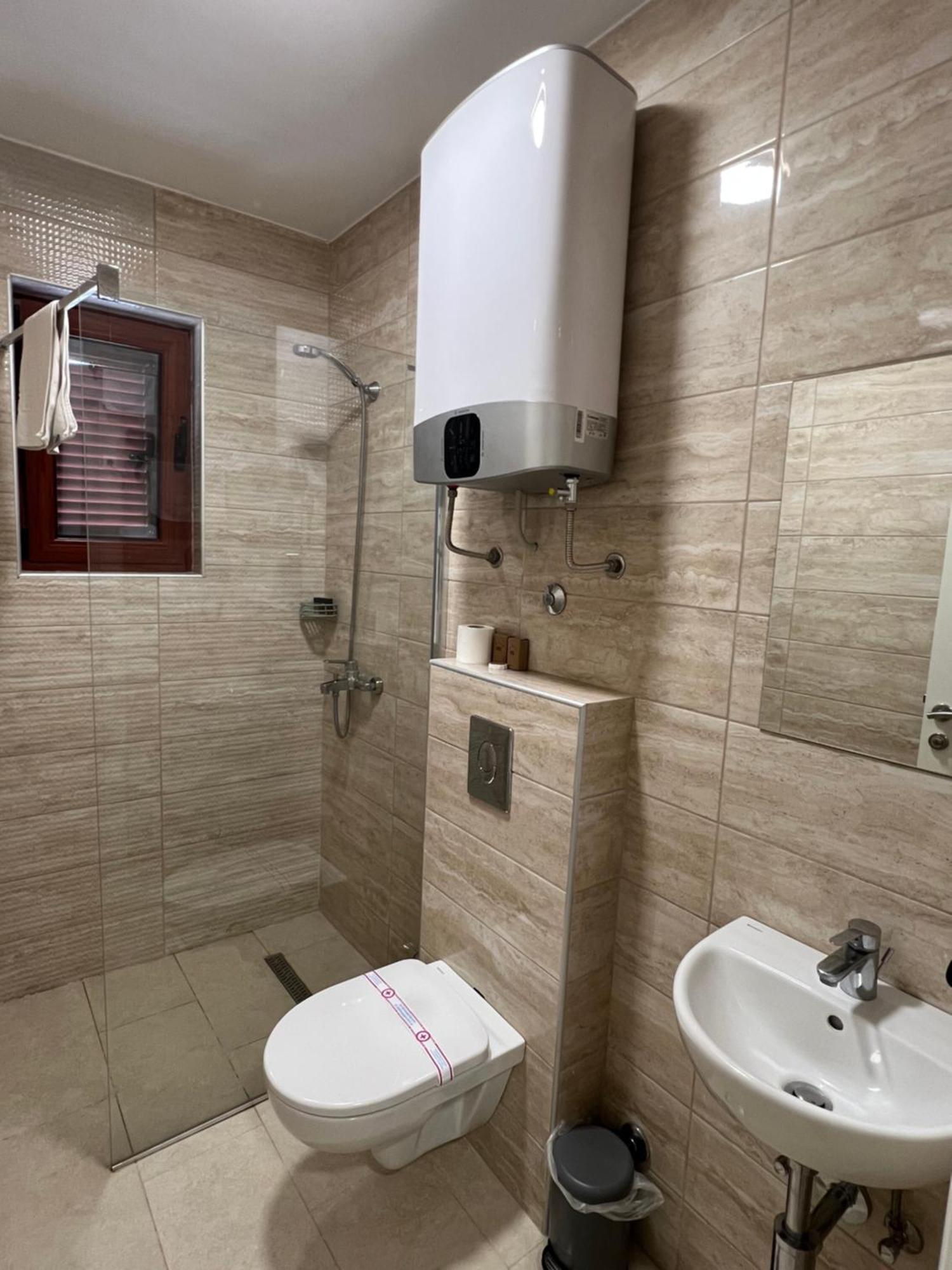 Motel Zeta Lux Mitrovici  Luaran gambar